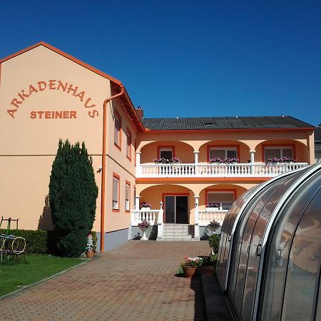 Arkadenhaus Steiner Bed & Breakfast Podersdorf am See Exterior foto