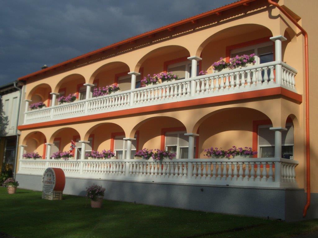Arkadenhaus Steiner Bed & Breakfast Podersdorf am See Exterior foto